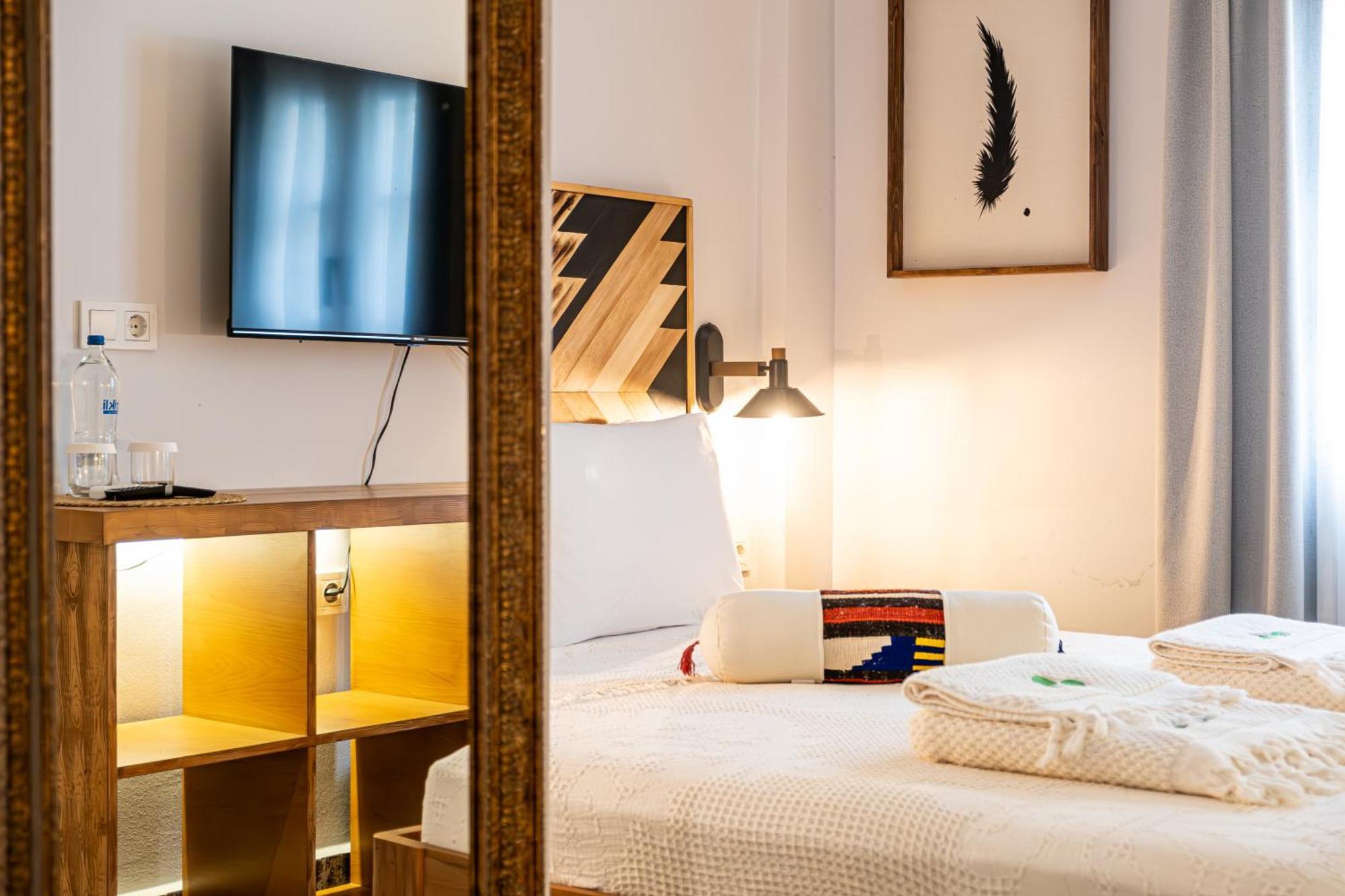 Pom Alacati Boutique Otel Çeşme Luaran gambar